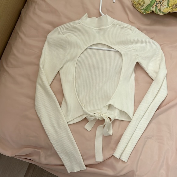 Wilfred Gabrielle Sweater - Picture 3 of 6